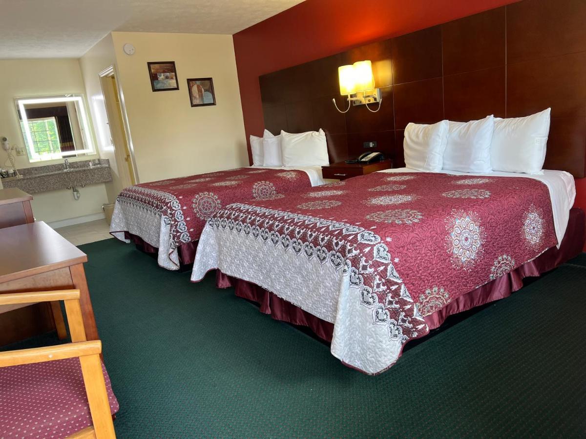 Surry Inn - Dobson Екстериор снимка