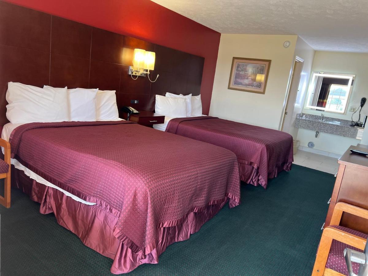 Surry Inn - Dobson Екстериор снимка